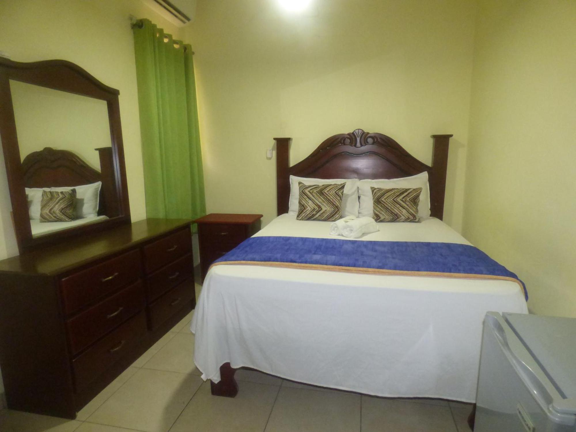 Hotel Enrique I Gazcue, Bed And Breakfast Santo Domingo Luaran gambar