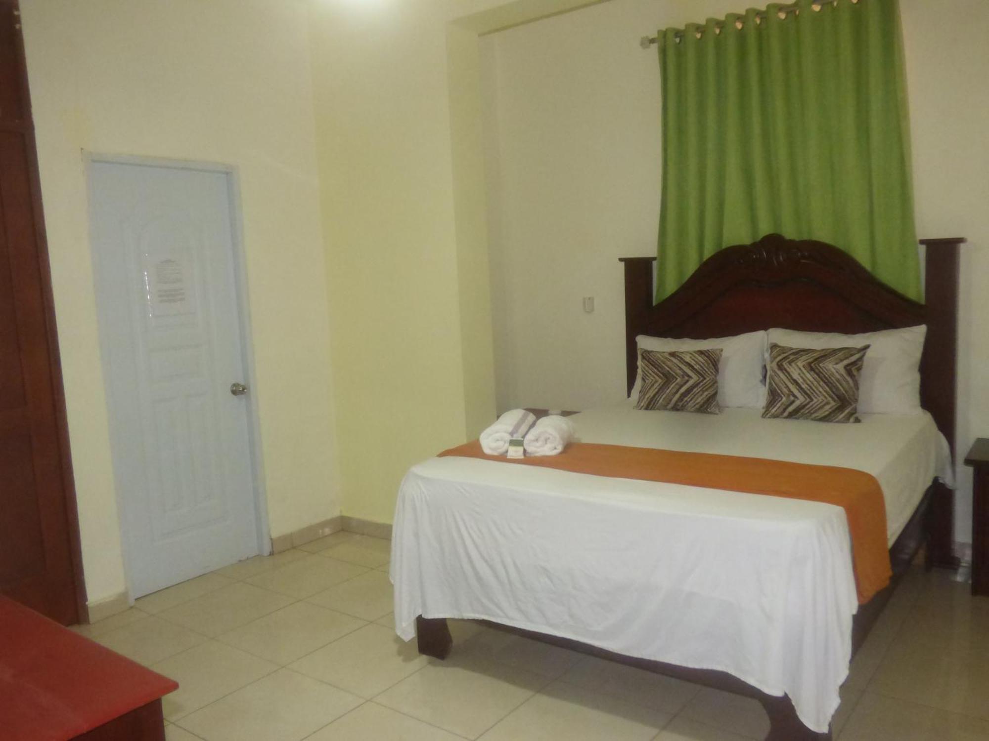 Hotel Enrique I Gazcue, Bed And Breakfast Santo Domingo Luaran gambar